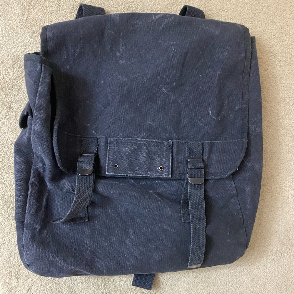 Back back - Picture 2 of 2